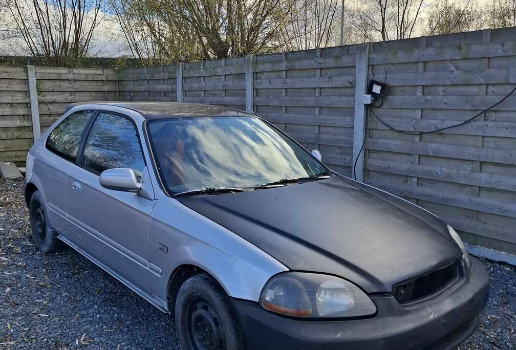 Honda 1.4i S