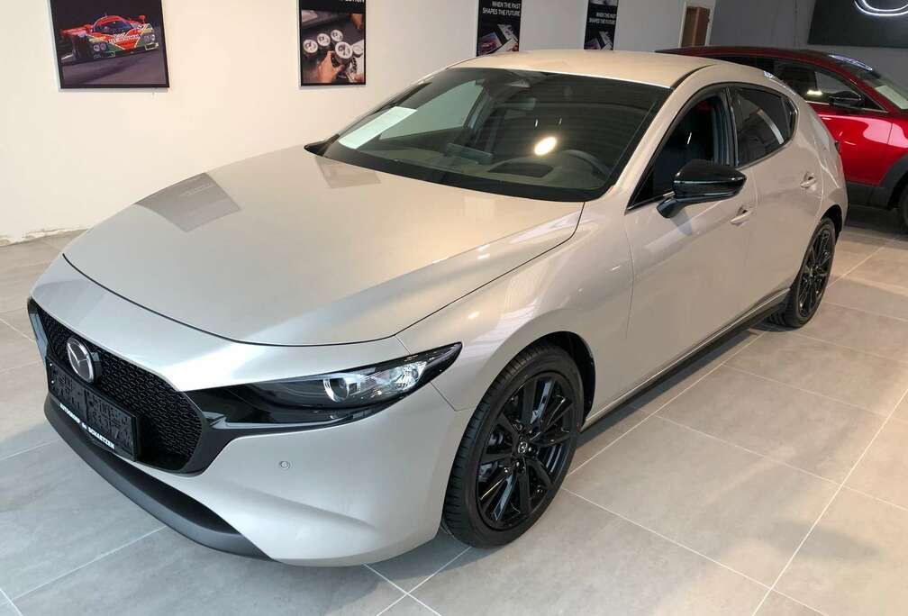 Mazda 3 HOMURA VEEL OPTEIS