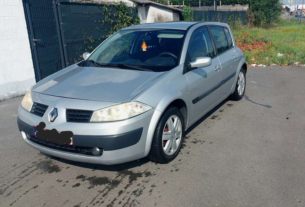 Renault vendu avec control technqiue