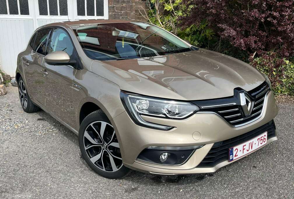 Renault Megane 1.5 Blue dCi Bose Edition EDC