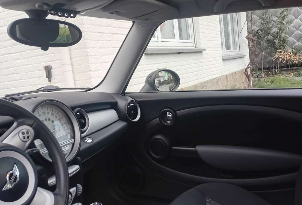 MINI 1.4i