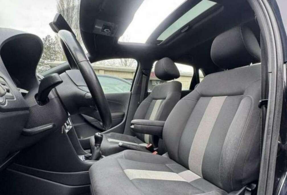 Volkswagen 1.2i Black Edition