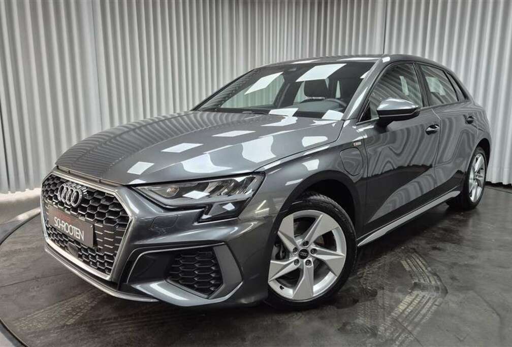 Audi 40 TFSi e MHEV Hybride-Benzine