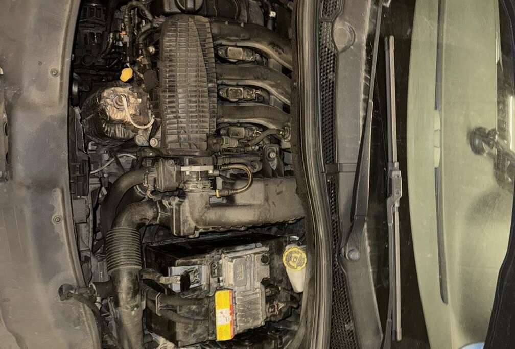 Peugeot 1.6i Allure
