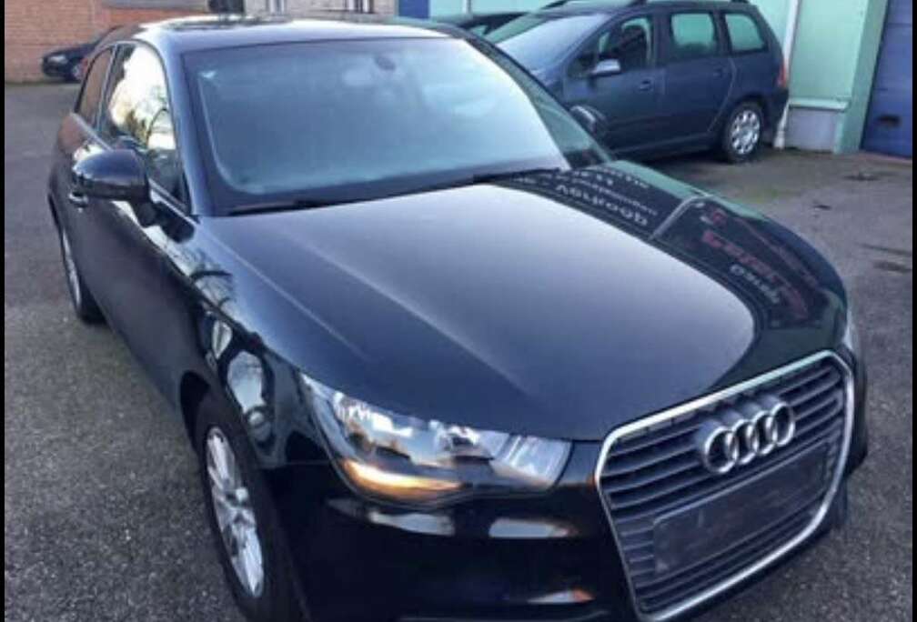 Audi 1.6 TDi Ambition S line tronic