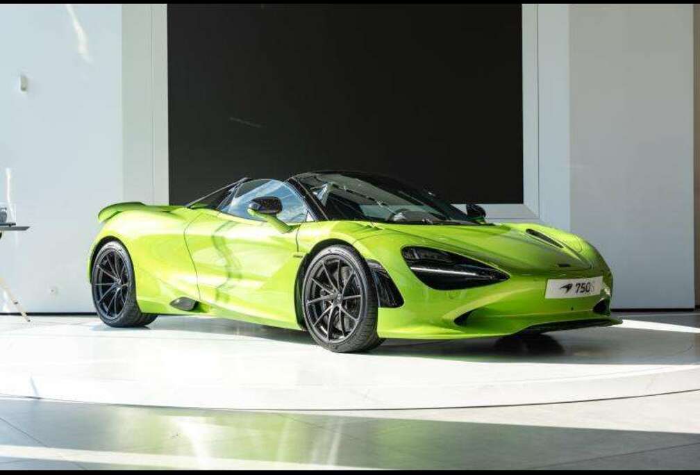 McLaren Spider McLaren 750S Spider MSO Napier Green