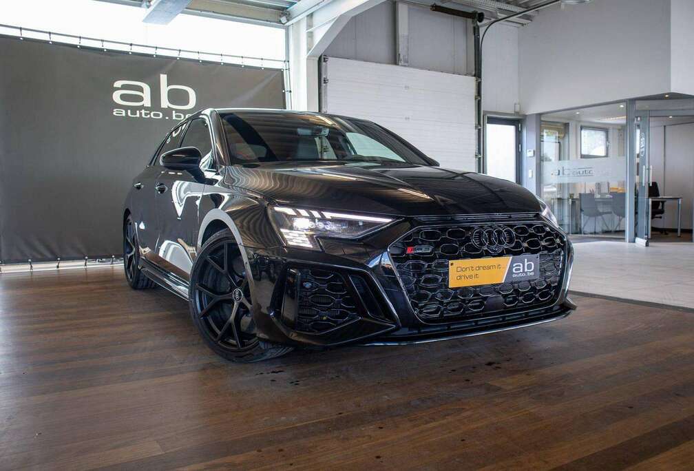 Audi RS3 Sportback 2.5 TFSI Quattro S tronic