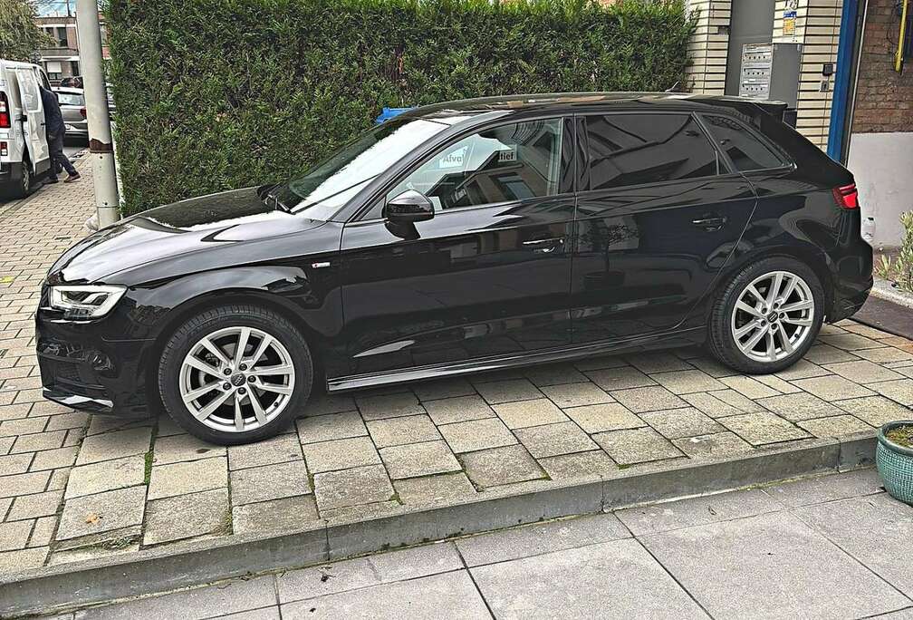 Audi 35 TFSI cylinder on demand Limousine