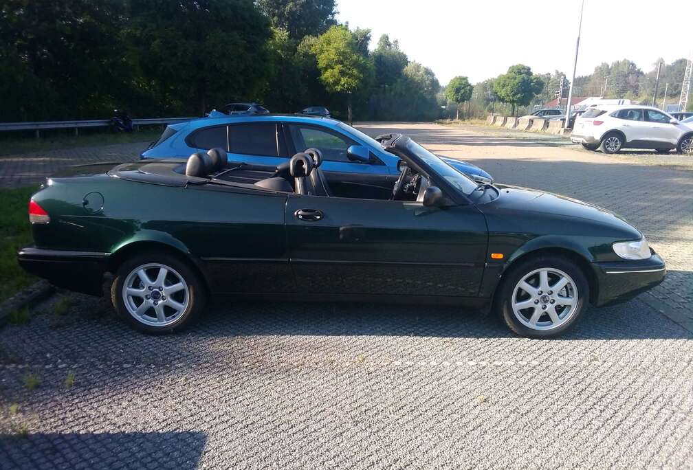 Saab 2.0i S