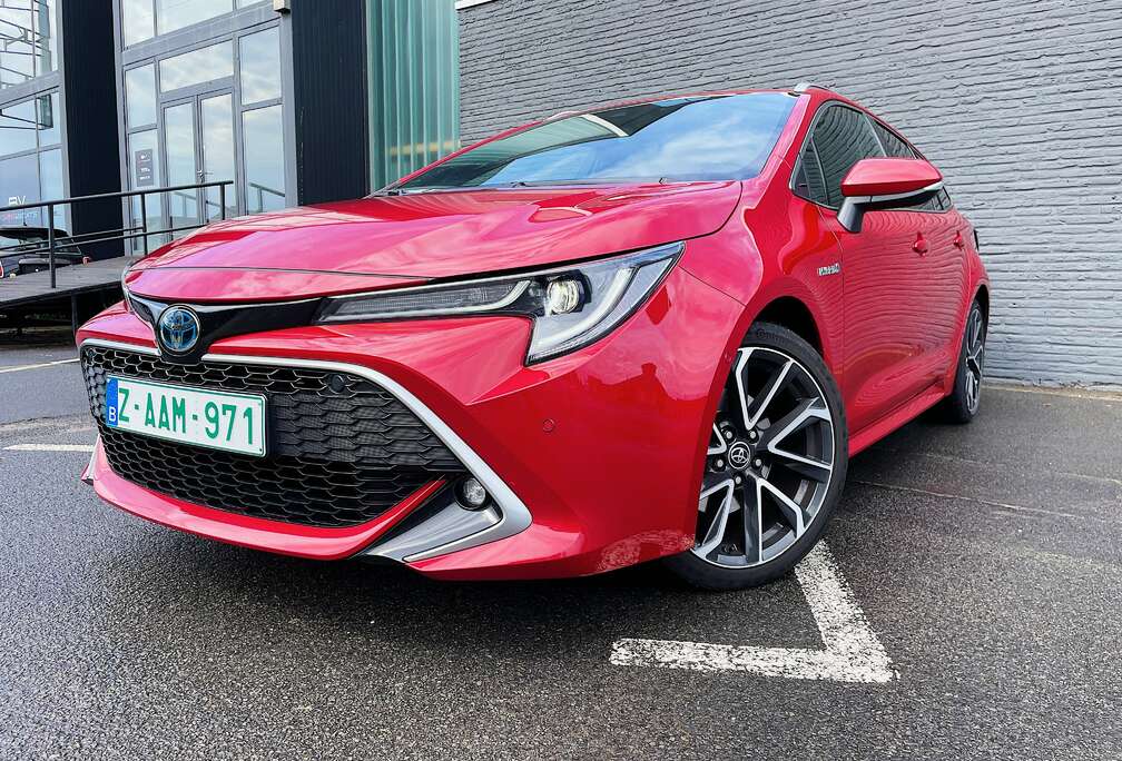 Toyota 2.0 Hybrid Premium Plus ACC/LA/Park Assist/CarPlay