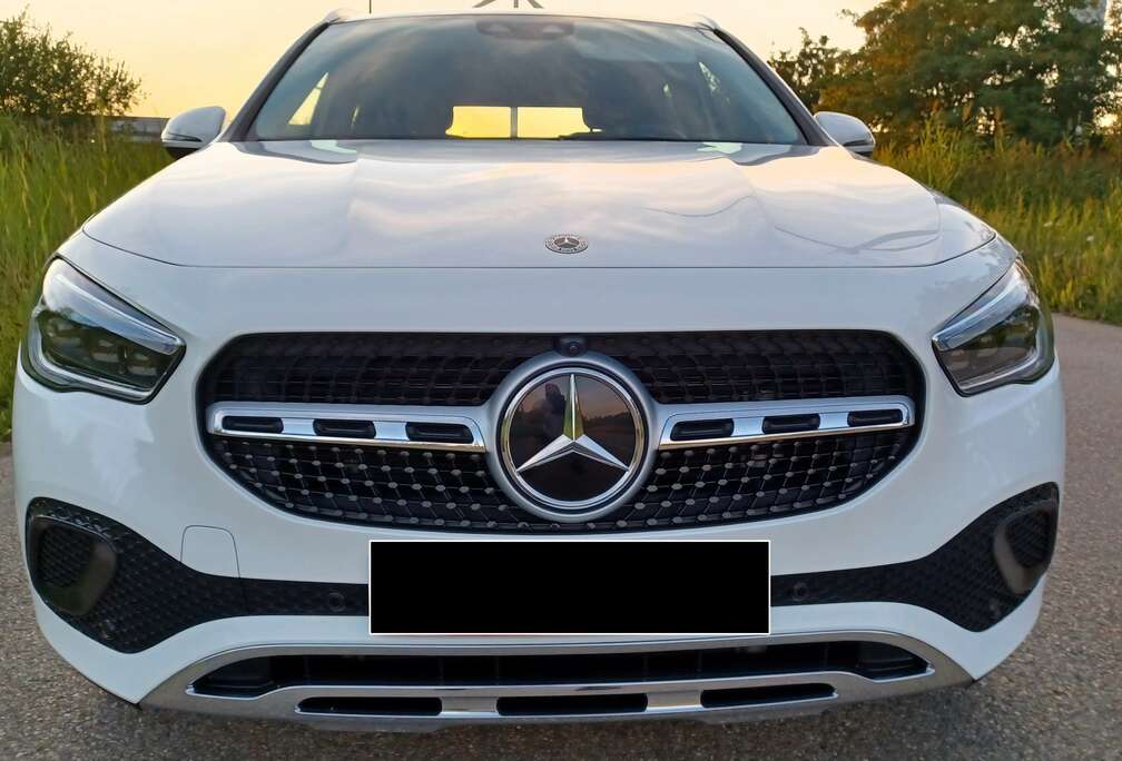 Mercedes-Benz GLA 200 d 4-Matic