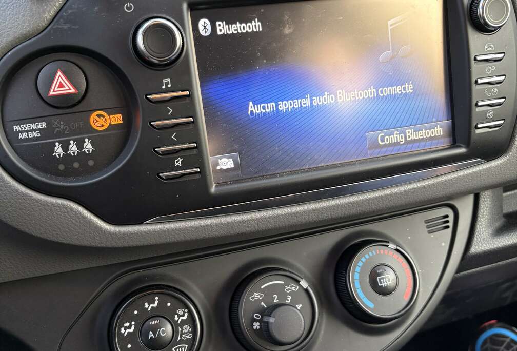 Toyota 1.0i VVT-i Y-oung