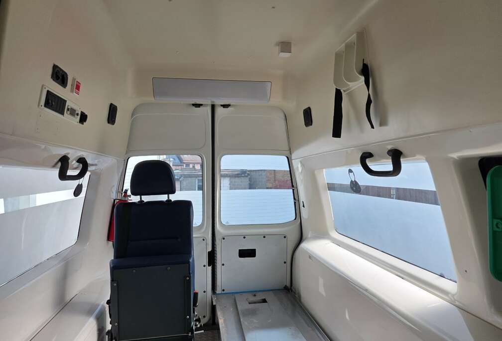 Volkswagen Transporter 2.5 TDi Hayon/ARklep Tiptronic