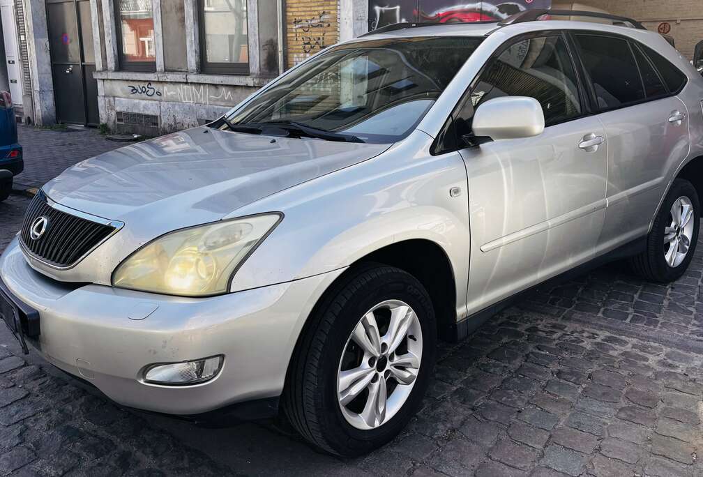 Lexus