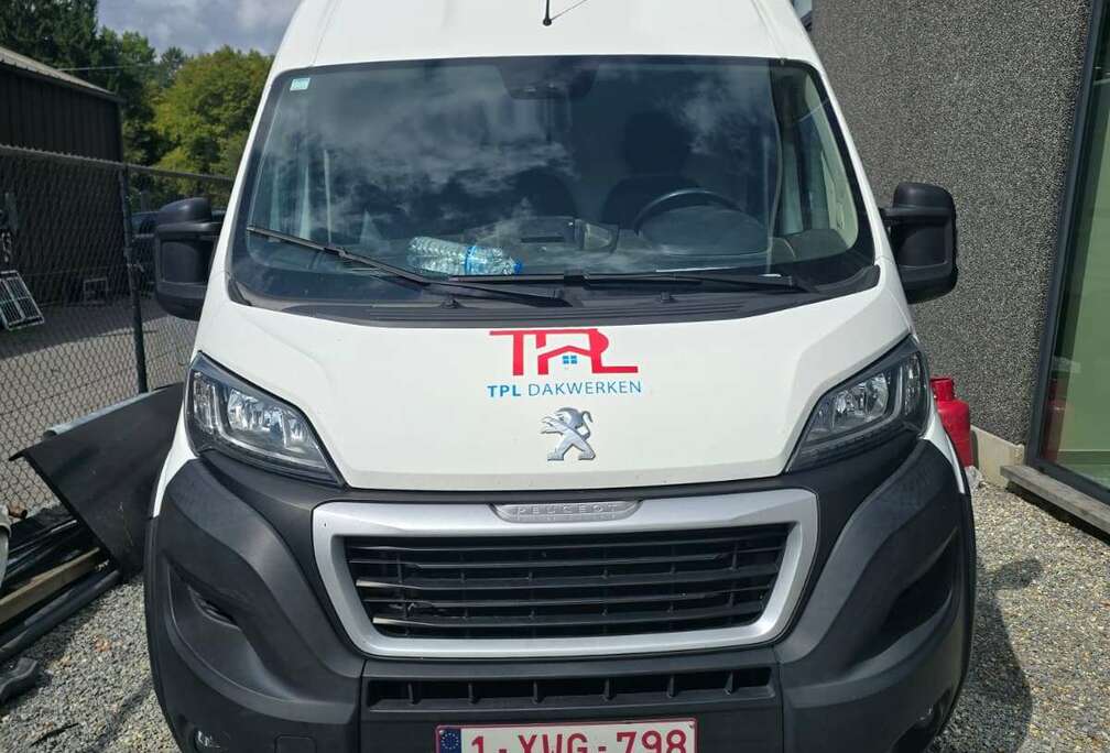 Peugeot 2.2 BlueHDi L4 Premium S/S