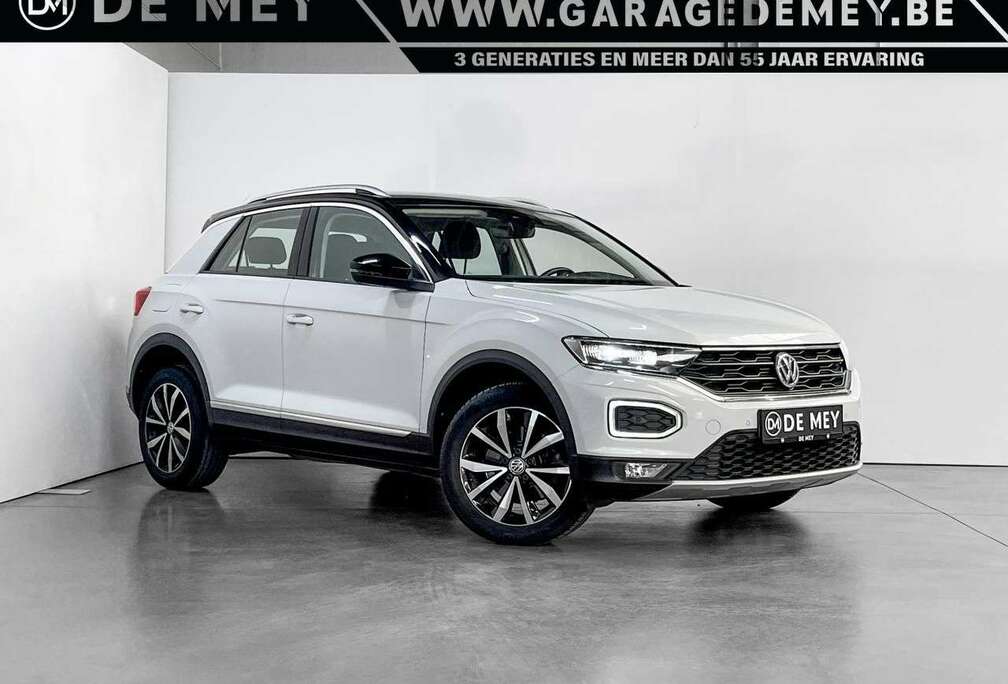 Volkswagen 1.0 TSI / LED / Carplay / ACC / Zetelverwarming / PDC