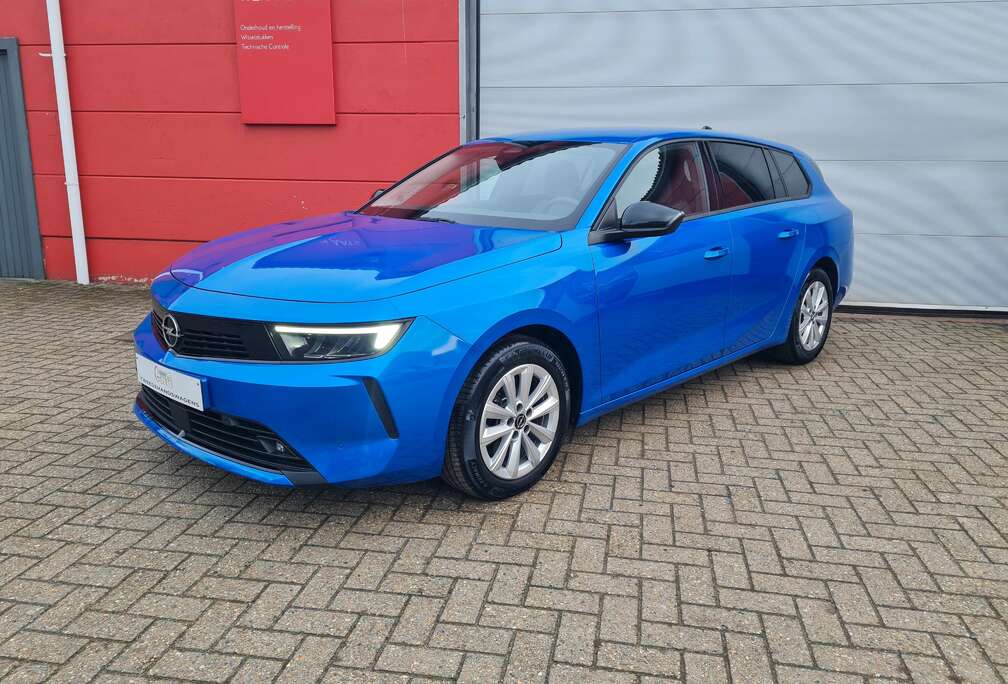 Opel Astra Sports Tourer 1.2 Turbo Business Edition