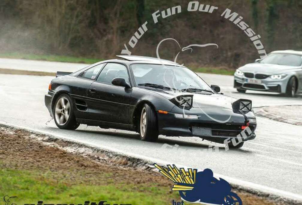 Toyota MR 2 T-Bar GTi