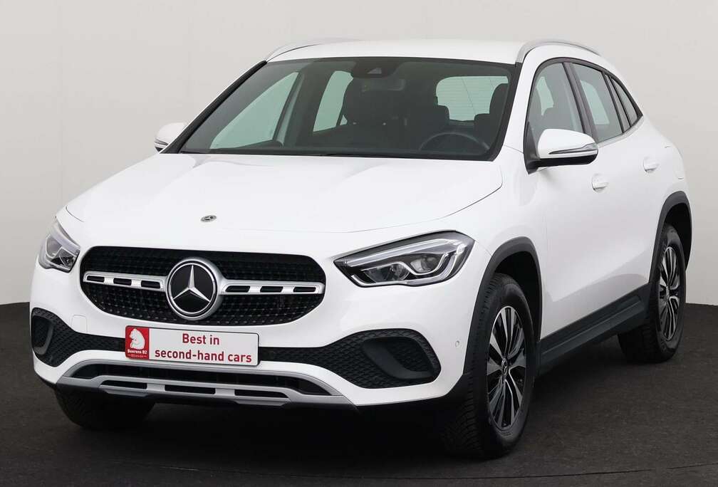 Mercedes-Benz e BUSINESS SOLUTION iA 8G-DCT + GPS + CAMERA + HAL