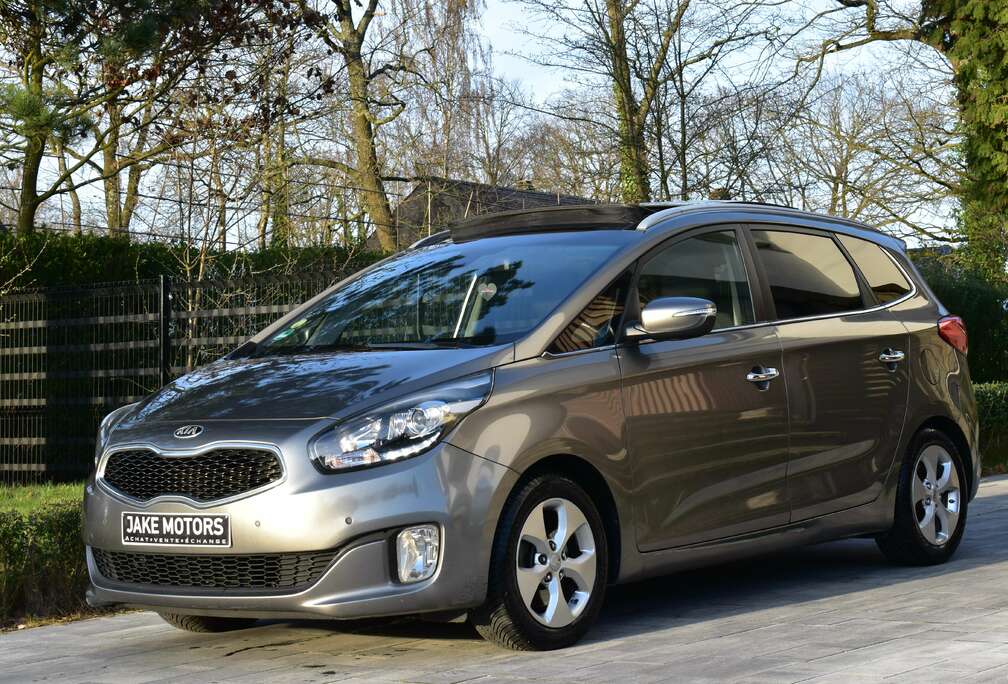 Kia Carens 1.7 CRDI *7 SEATS*CAMERA*TOIT OUVRANT*