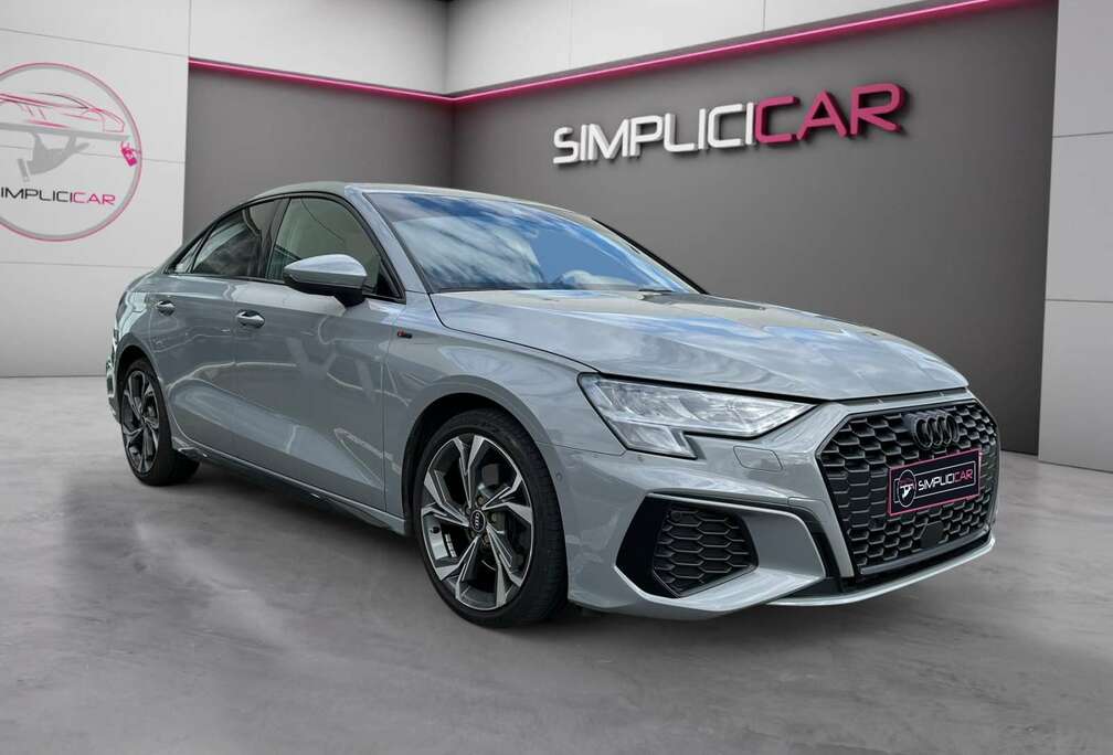 Audi Sportback 30 TFSI Business Edition S line