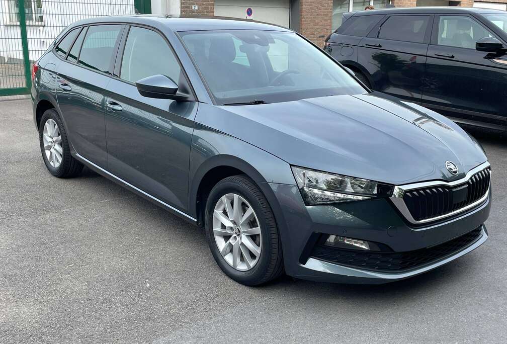 Skoda Scala 1.6 TDi AMBITION CLIMA NAVI BARRE DE TOIT 1 ER PROPRIETAIRE CARNET SKODA