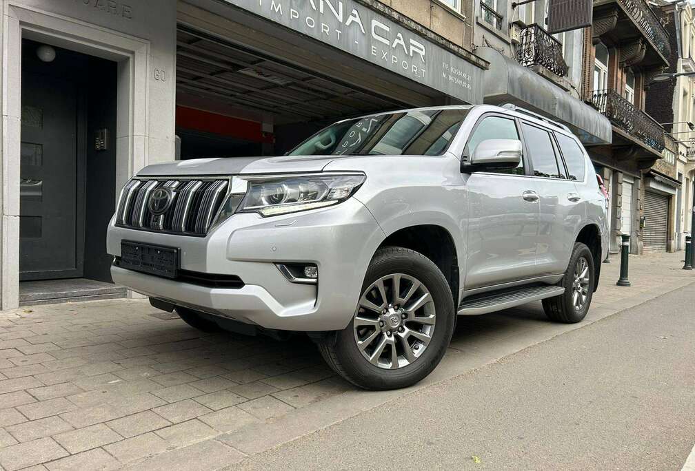Toyota Land Cruise2.8 D-4D Premium