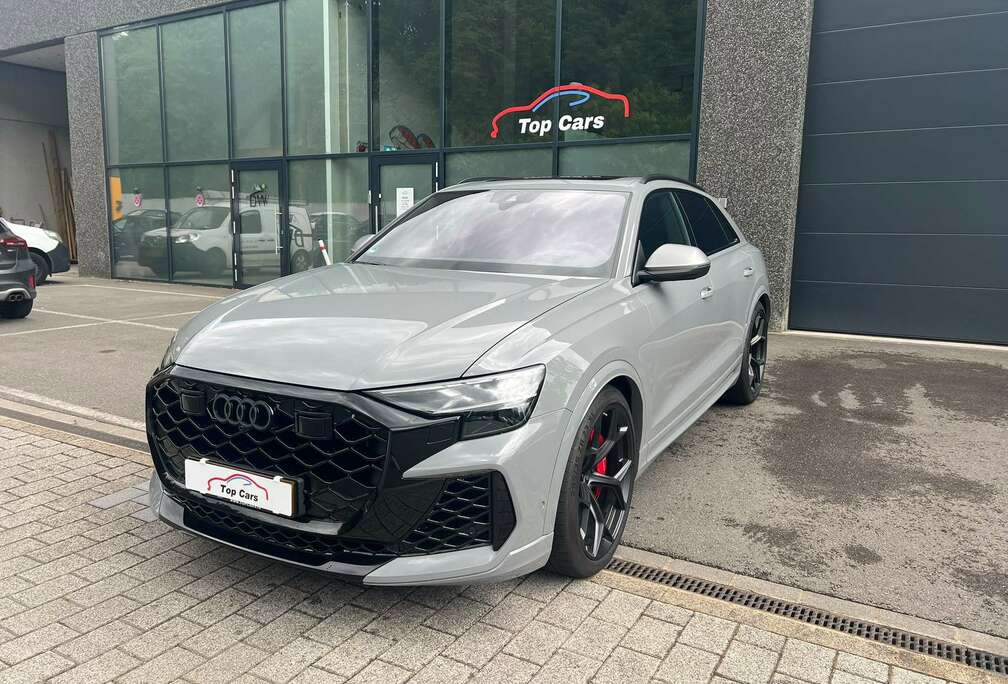 Audi Q8 TFSI quattro tiptronic Performance