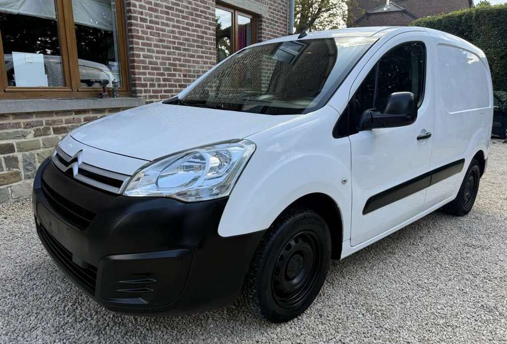 Citroen Berlingo 1.6 HDi UTILITAIRE 3 PLACES NAVI+AIRCO - PETITS COUPS...