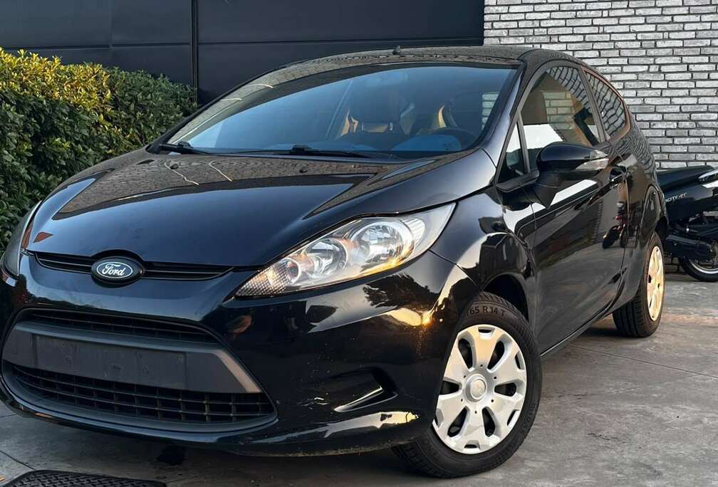 Ford 1.25 Ambiente