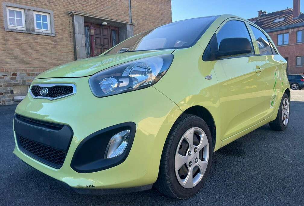 Kia Picanto 1.0i