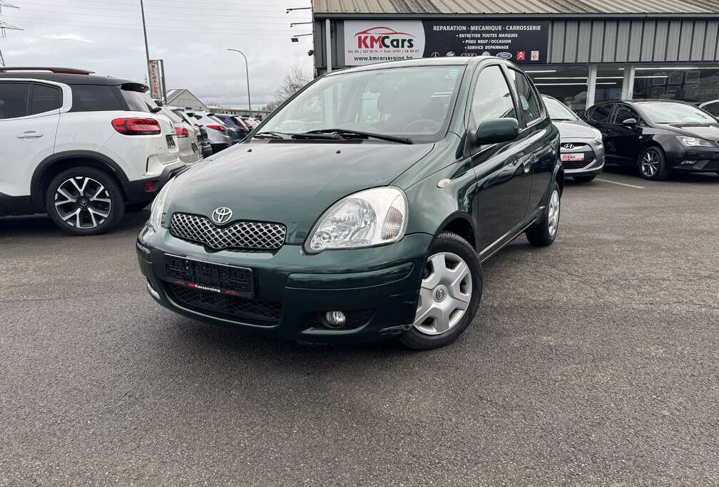 Toyota 1.3i ESSENCE // CLIMATISATION // AIRCO //