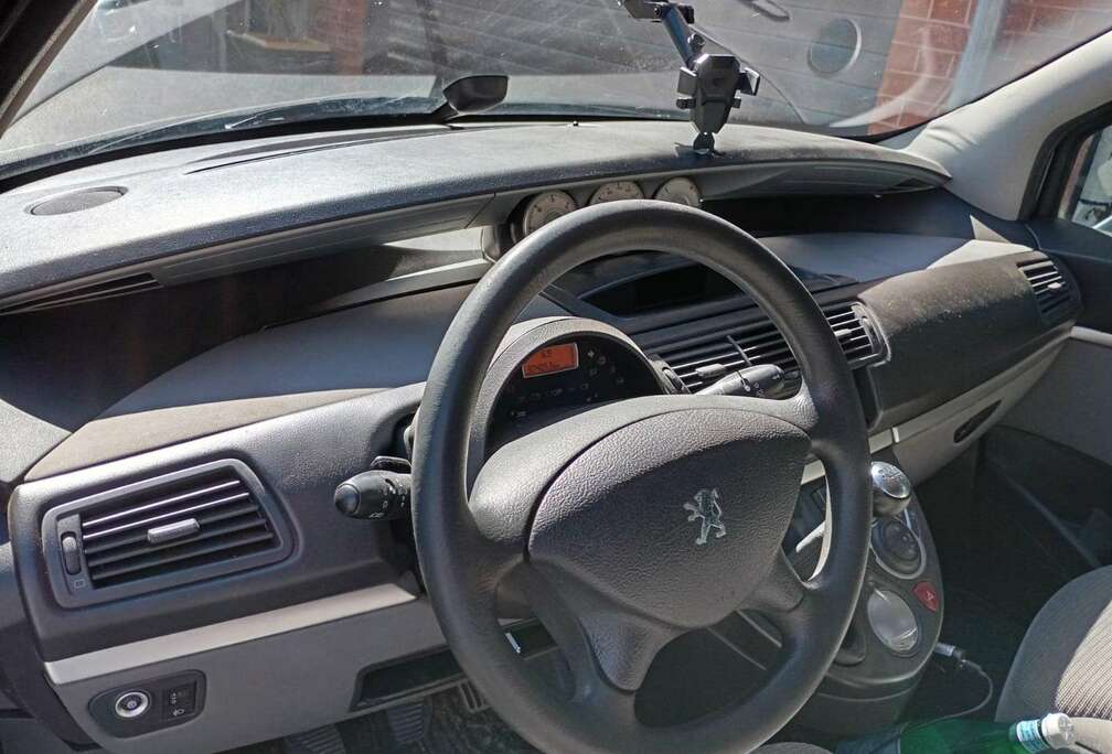 Peugeot 2.0 HDi Navteq