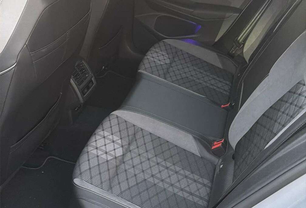 Volkswagen 2.0 TDi R-Line DSG
