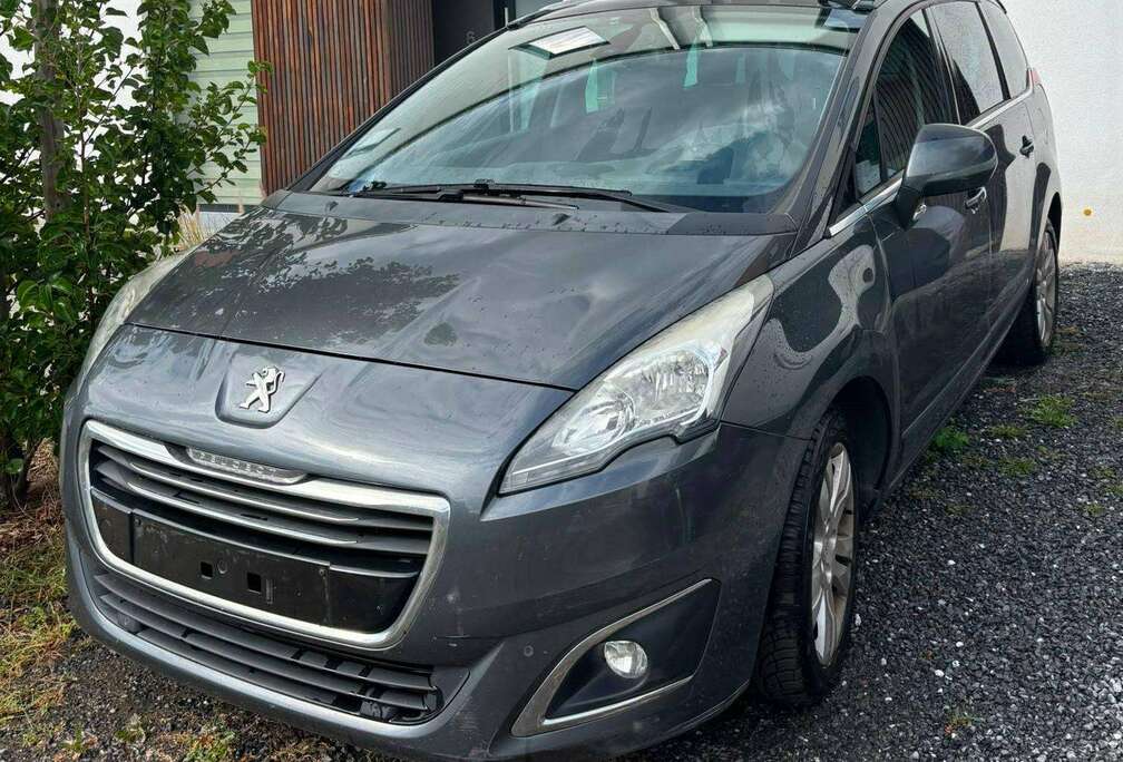 Peugeot 5008 1.6 BlueHDi Allure