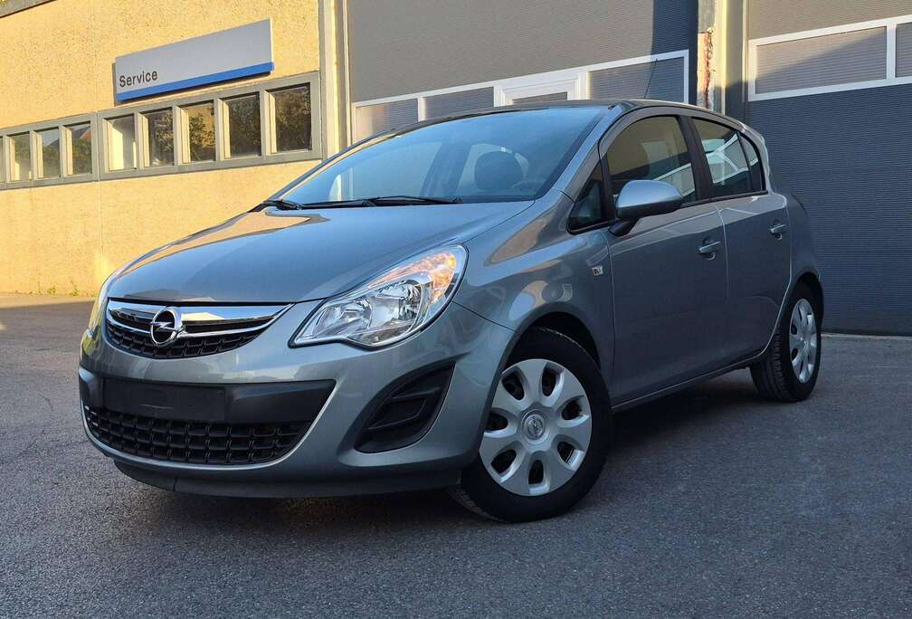 Opel Corsa 1.2i Enjoy Airco Slechts 26756km 1ste eigenaar 1 jaar garantie Car Pass