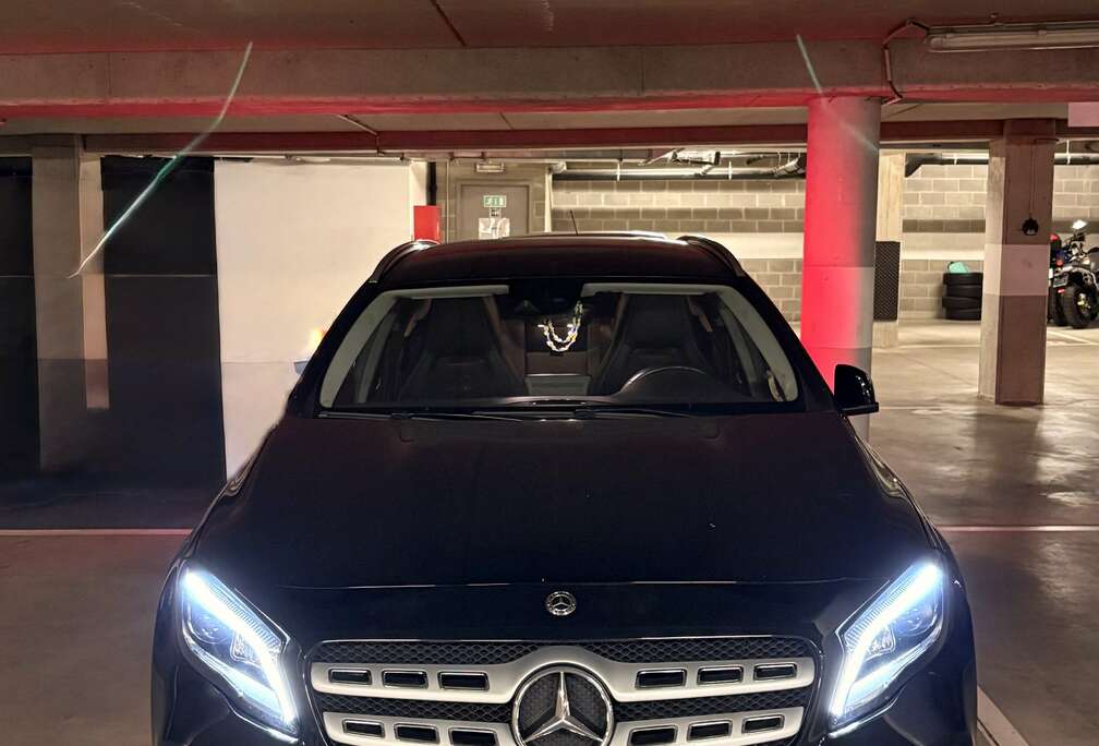 Mercedes-Benz