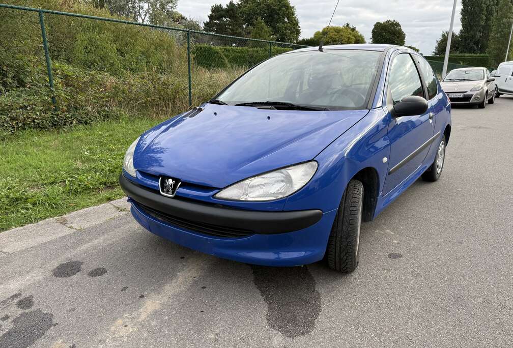 Peugeot 1.1i XT