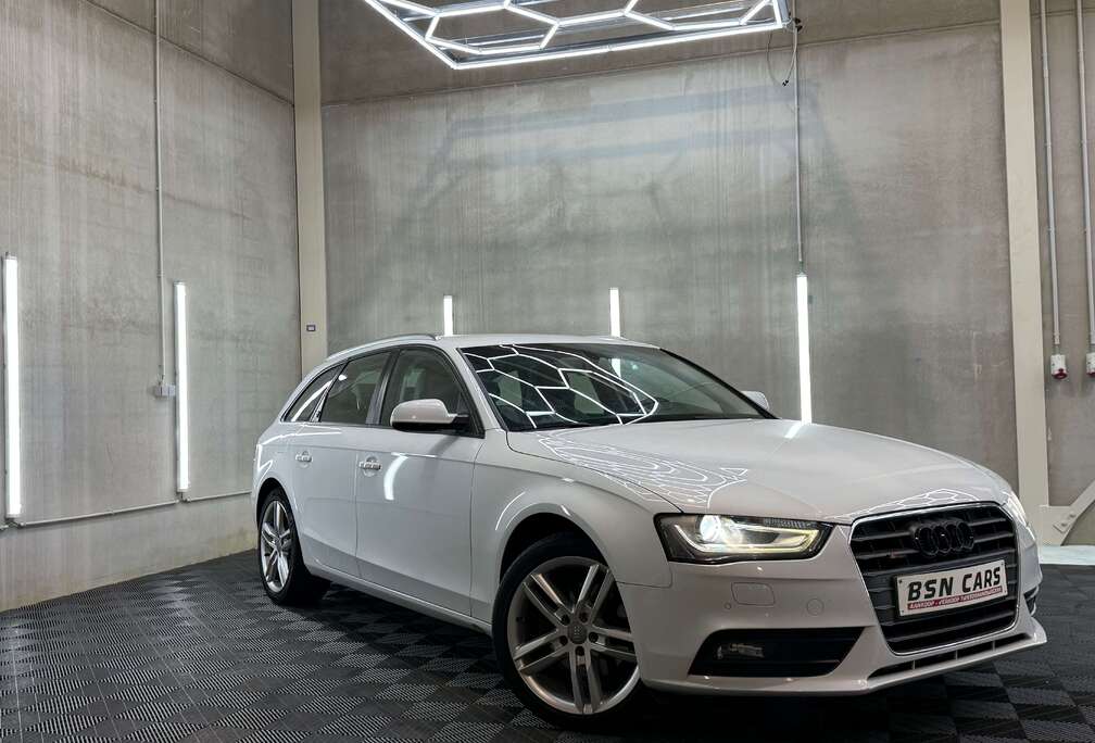 Audi XENON/LEER/PARKEERSENSOREN/CRUISE