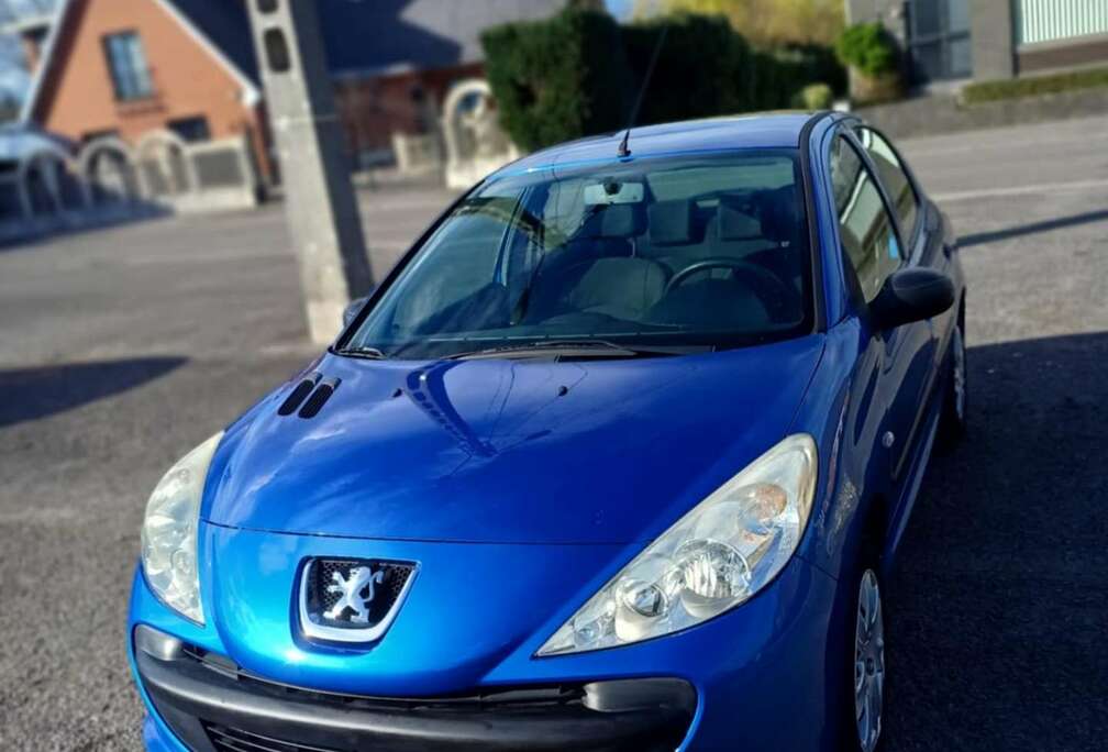 Peugeot 206+ 117000km  TEL 0472982766