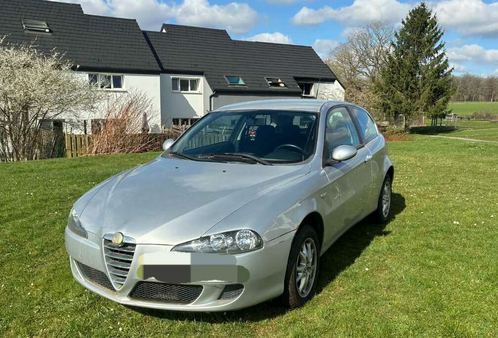 Alfa Romeo 147 1.6i TS Impression