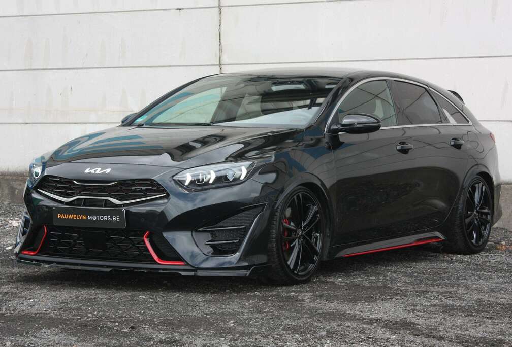 Kia GT 1.6 Turbo-GDi AUTO // JBL PREMIUM // CARPLAY // CAMERA