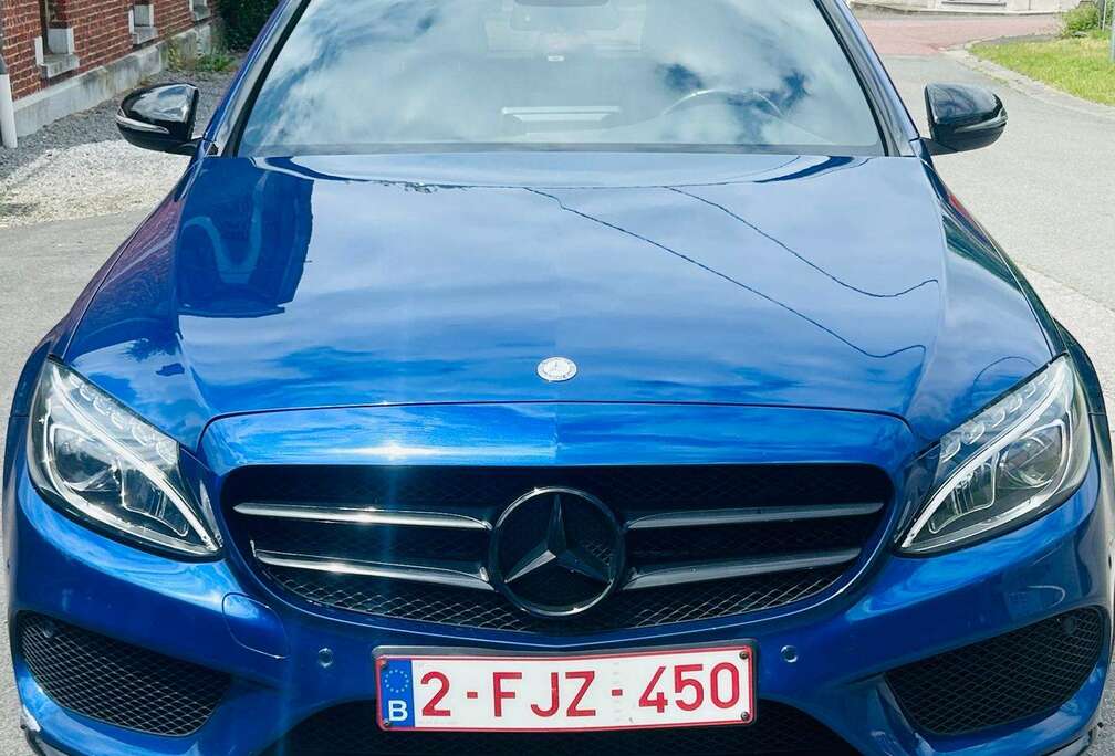 Mercedes-Benz C 200 d finition amg intérieur et extérieur