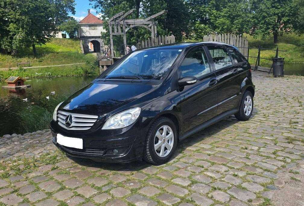 Mercedes-Benz B 150