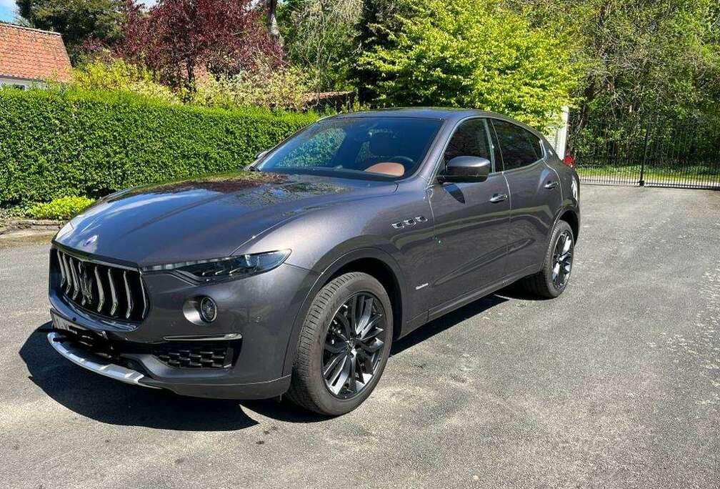 Maserati GranLusso nieuwstaat 1e eigenaar wegens overlijden