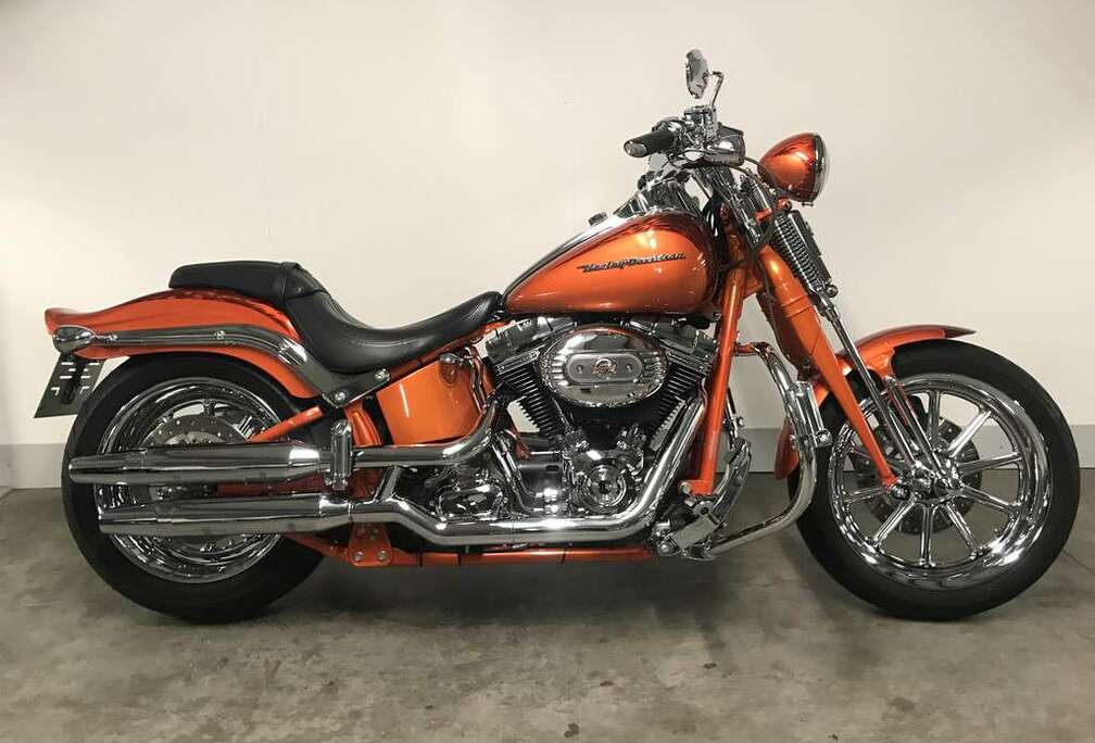 Oldtimer Cruiser SOFTAIL FXSTSSE CVO SPRINGER