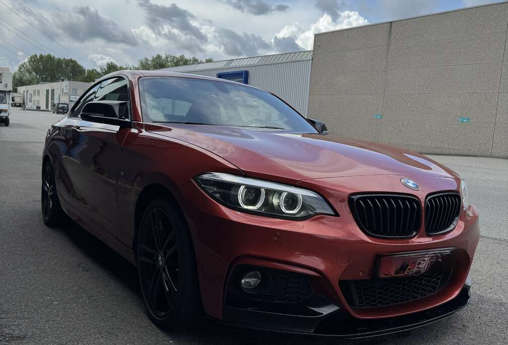 BMW 220i Coupe Aut. Sport Line