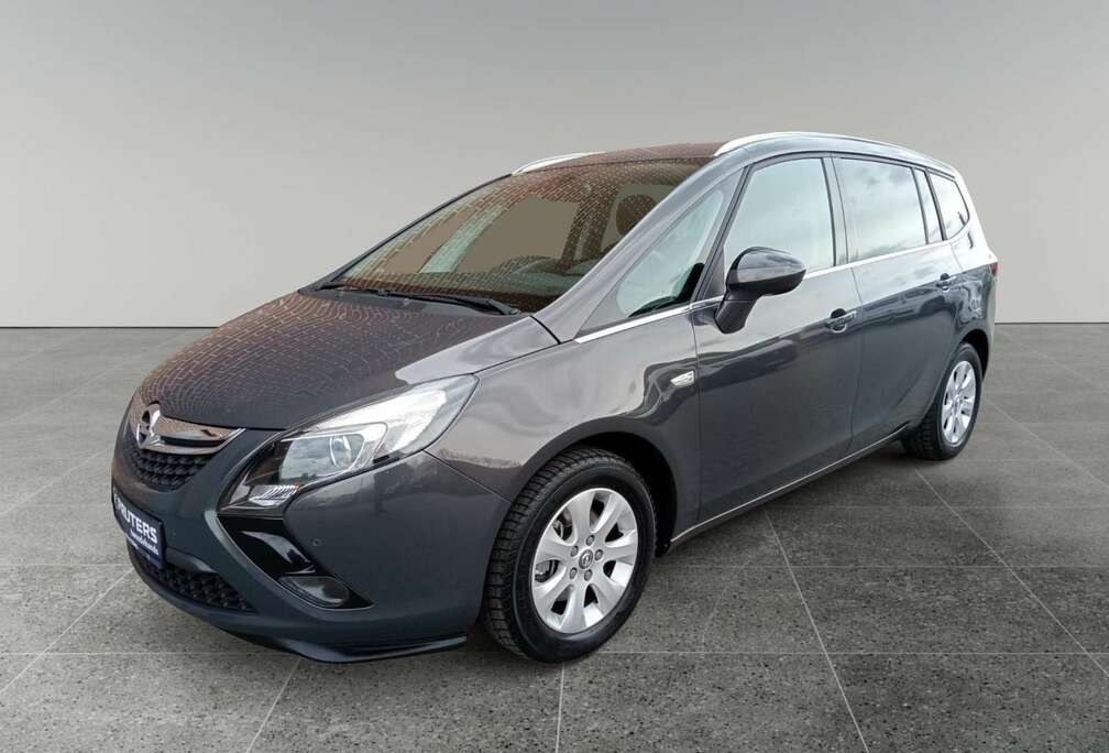 Opel 1.4 Benzine MT6 140 PK 7Plaatsen