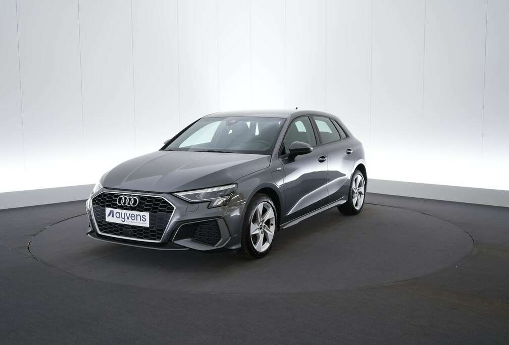 Audi Sportback 40 TFSIe S-Tronic S-Line Platinum LEDER/