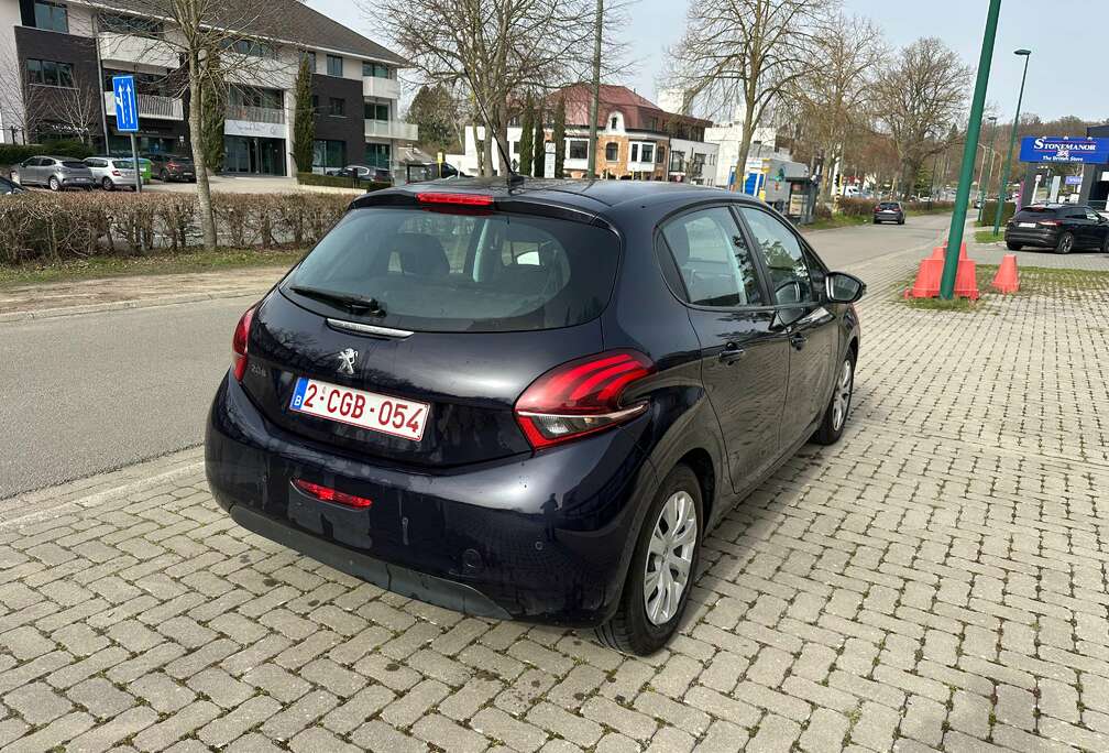 Peugeot 208 1.2i PureTech Active